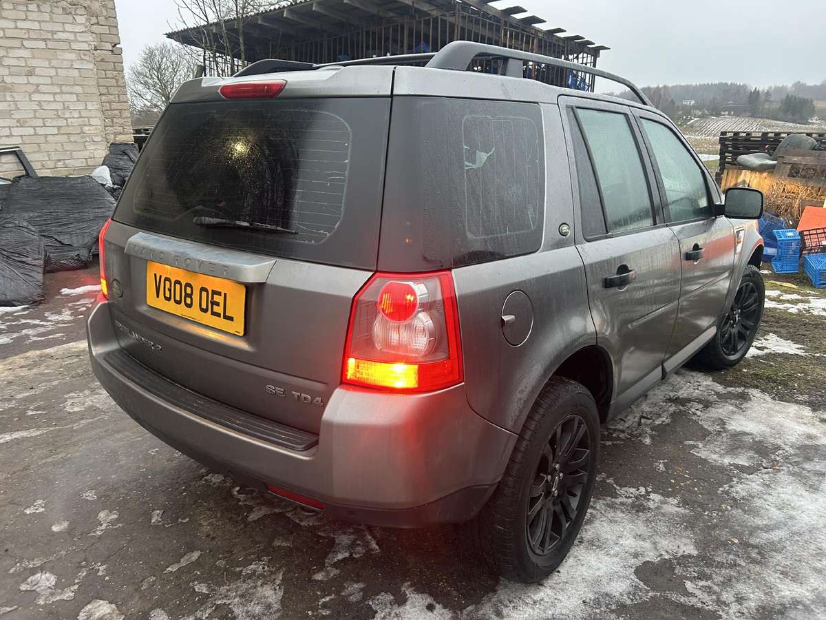 Land Rover Freelander Dalis pristatome