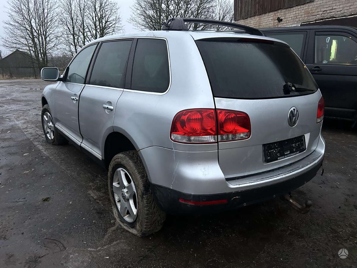 Volkswagen Touareg Dalis pristatome