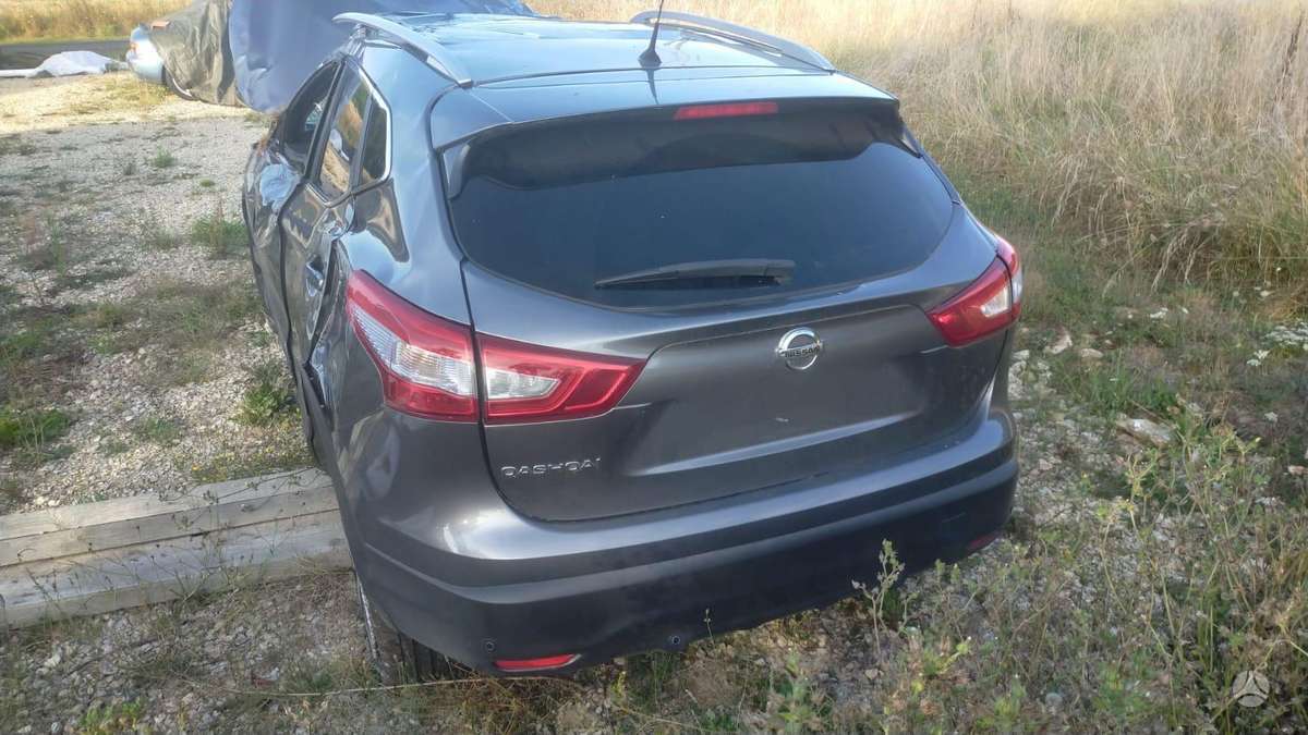Nissan Qashqai по частям
