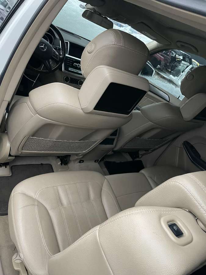 Mercedes-Benz GL klasė dalimis