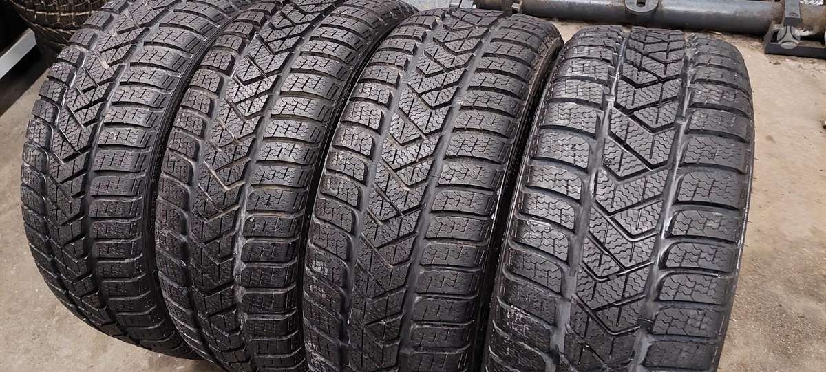 Pirelli, winter 205/40 R18