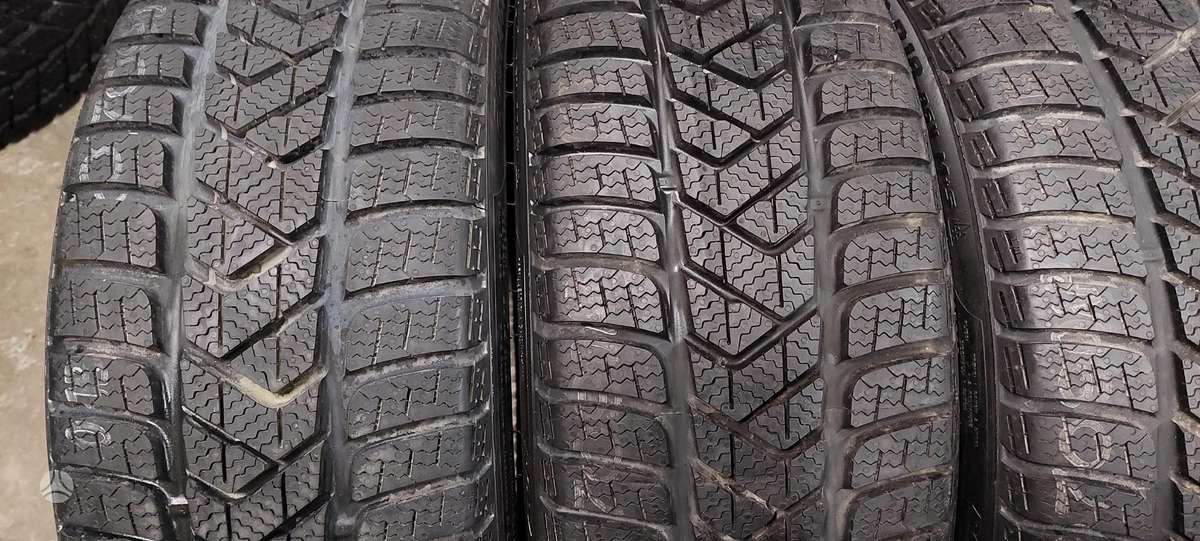 Pirelli, зимние 205/40 R18
