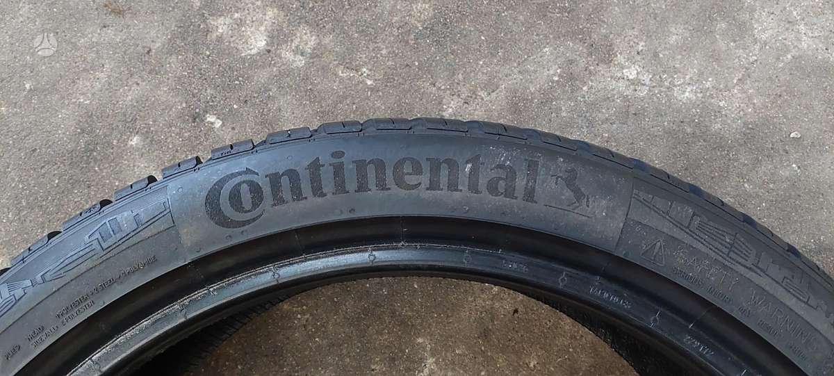 Continental, universalios 225/40 R18