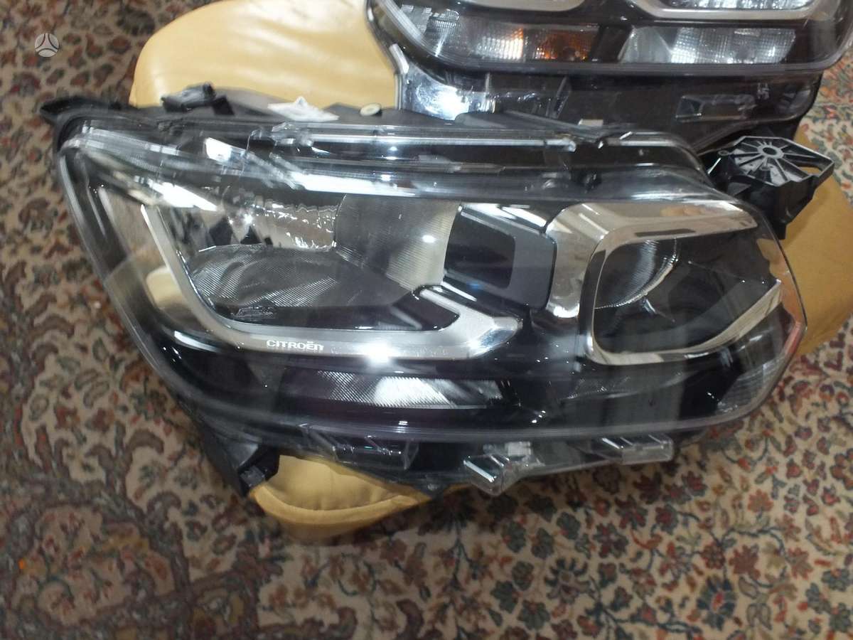 Citroen Berlingo žibintai