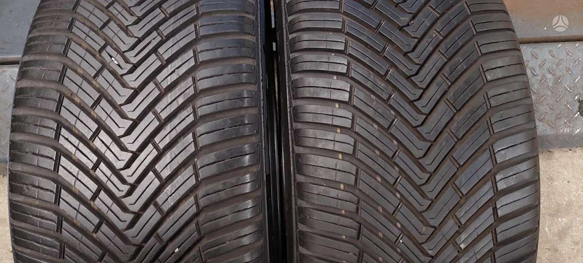 Continental, all-season 235/45 R19