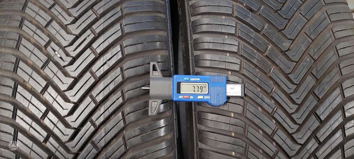 Continental, universalios 235/45 R19