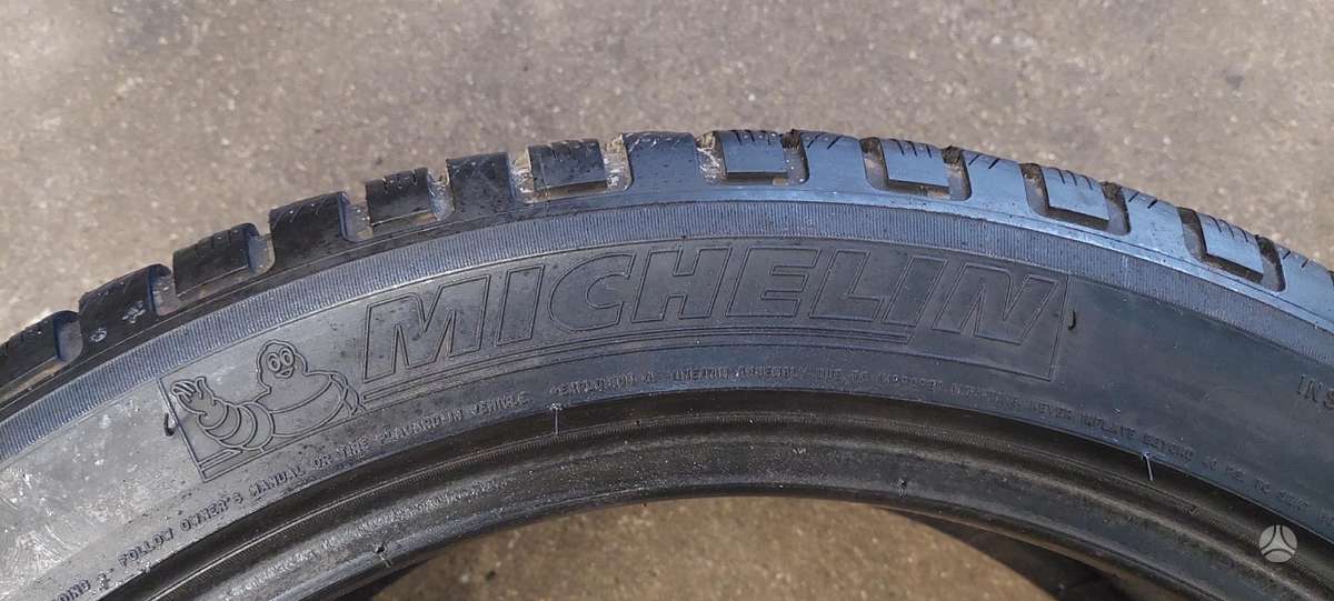 Michelin, winter 235/45 R19