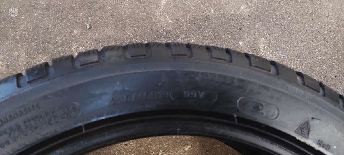 Michelin, winter 235/45 R19