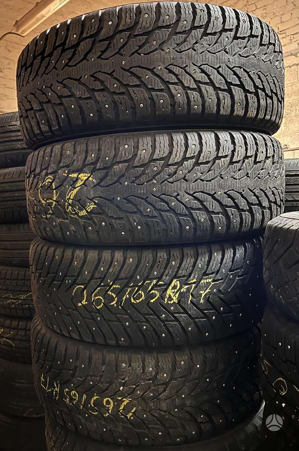Nokian, žieminės 265/65 R17