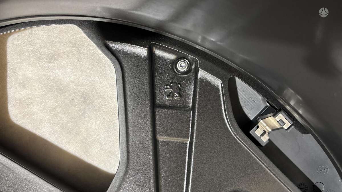 Peugeot 408, 9840674780