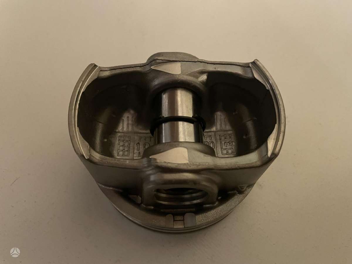 Hyundai ix35, G4fj, crankshaft, pistons, engine block