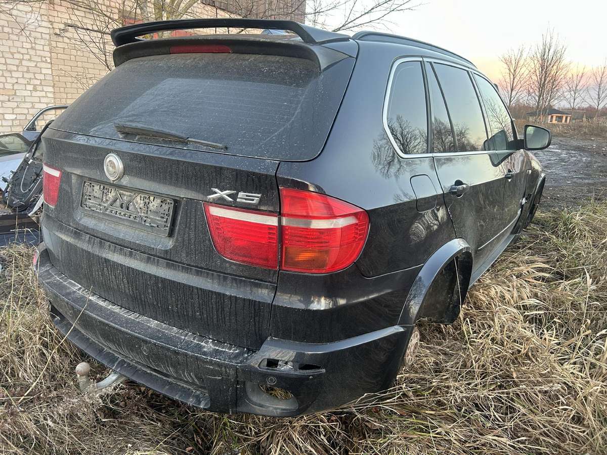 BMW X5 Dalis pristatome