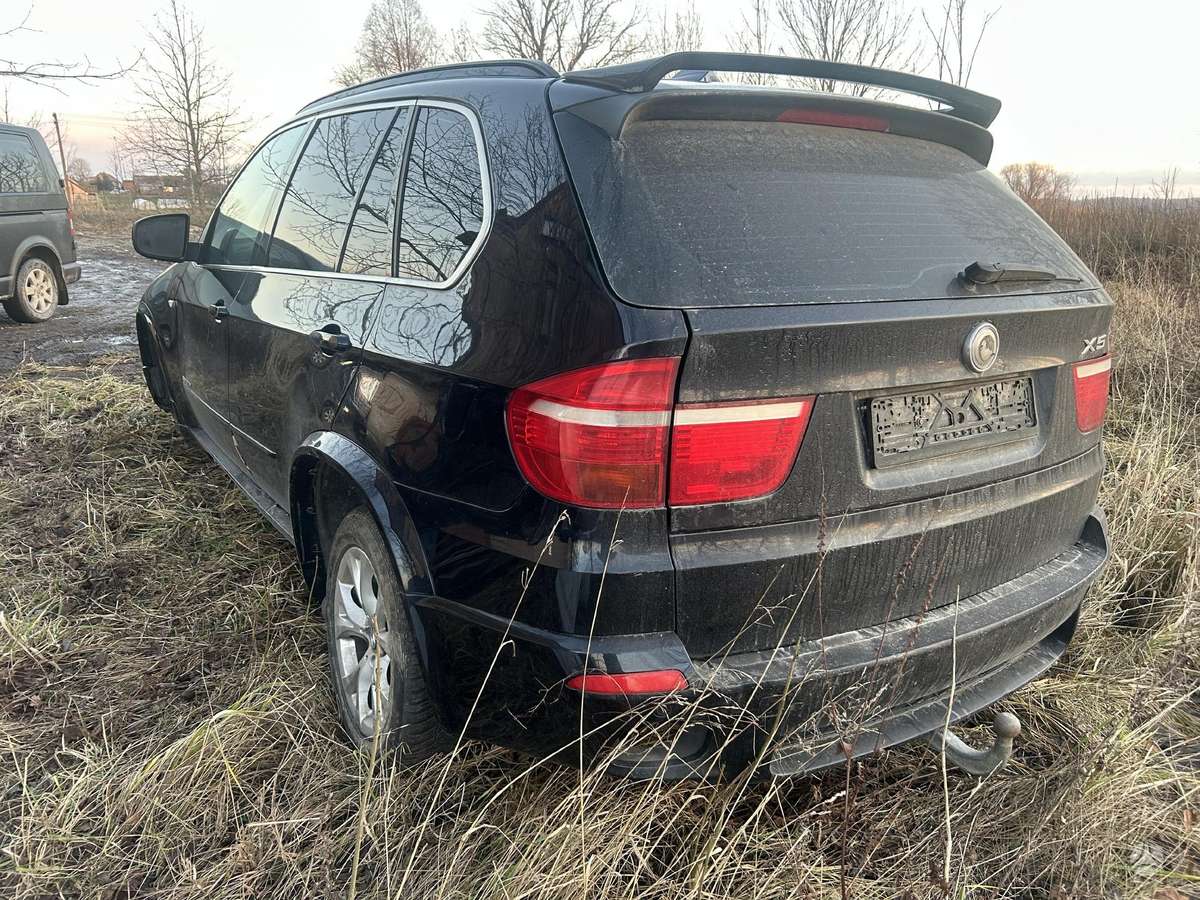 BMW X5 Dalis pristatome