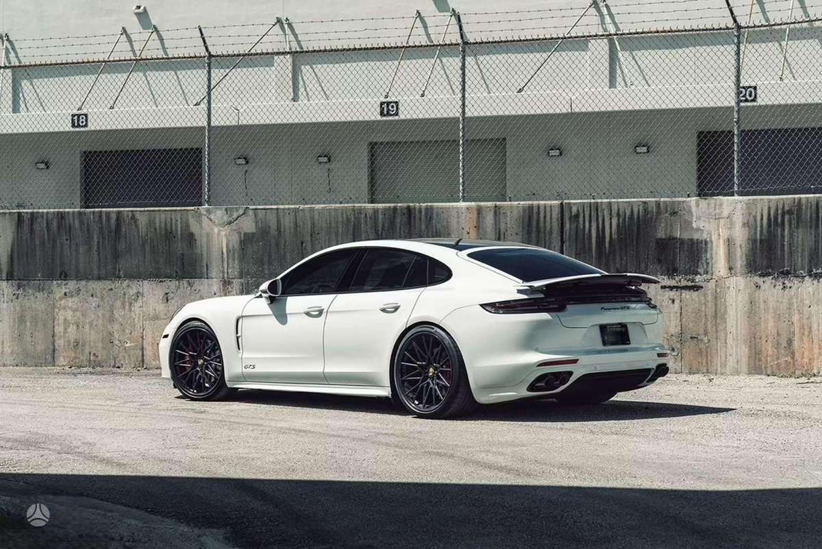 Porsche Panamera, 3.0 l., hatchback