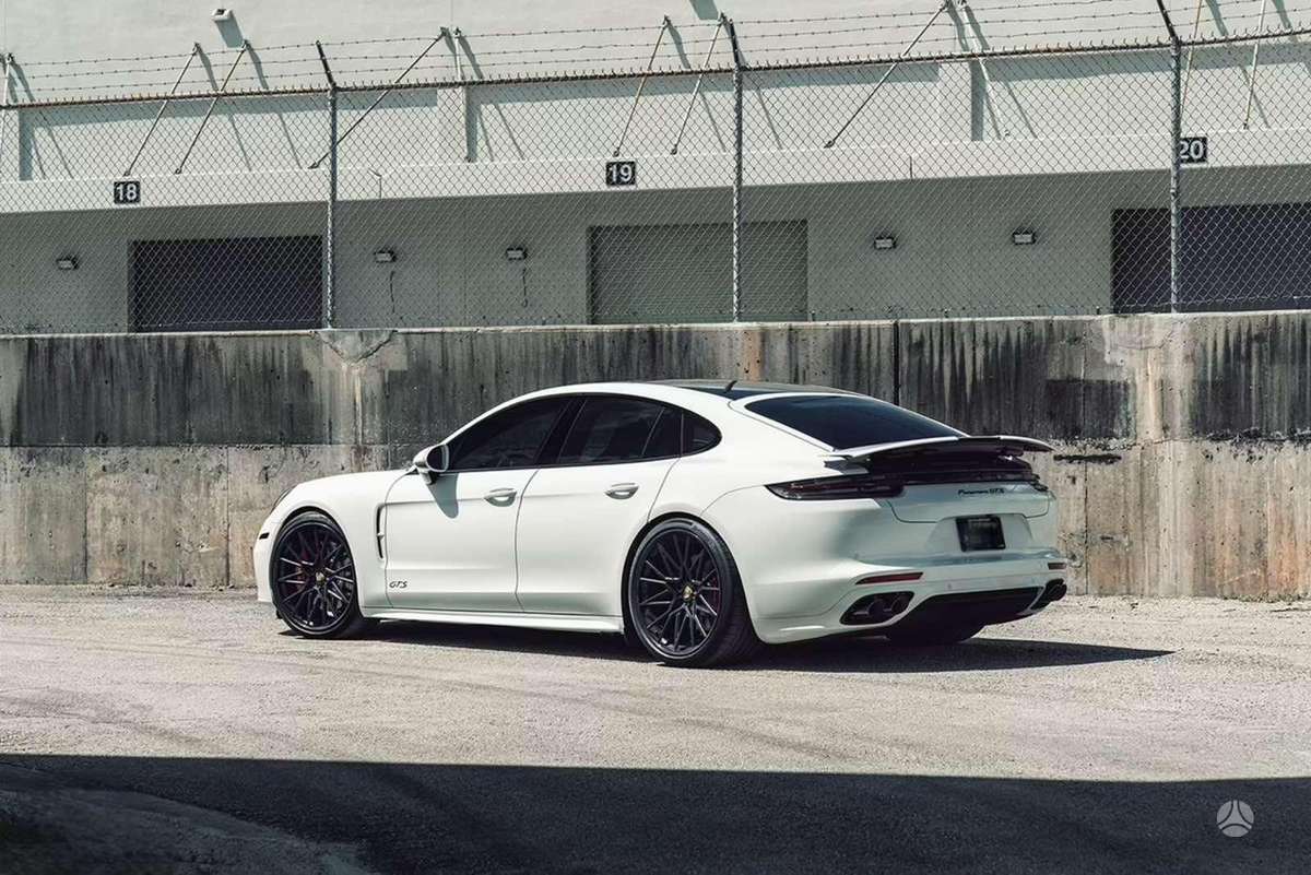 Porsche Panamera, 3.0 l., hečbekas