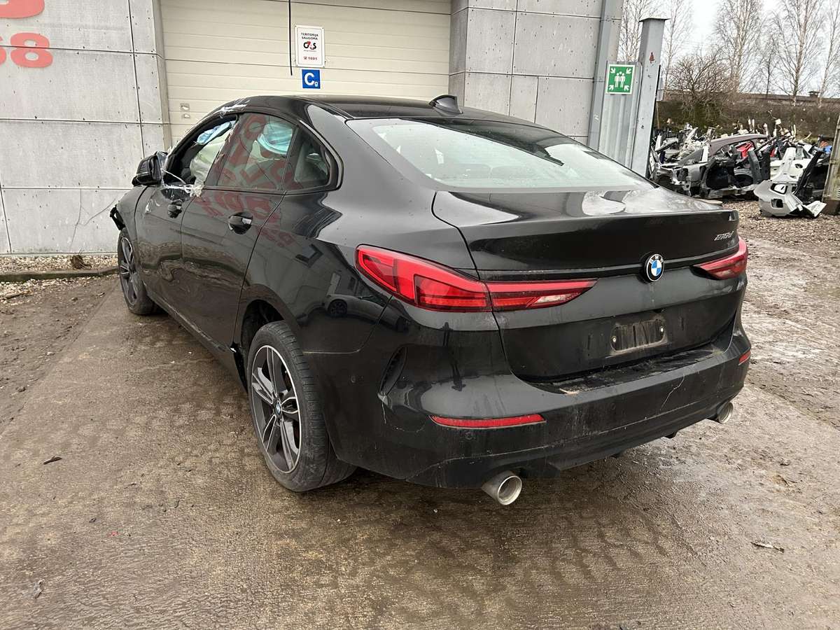 BMW 2 serija