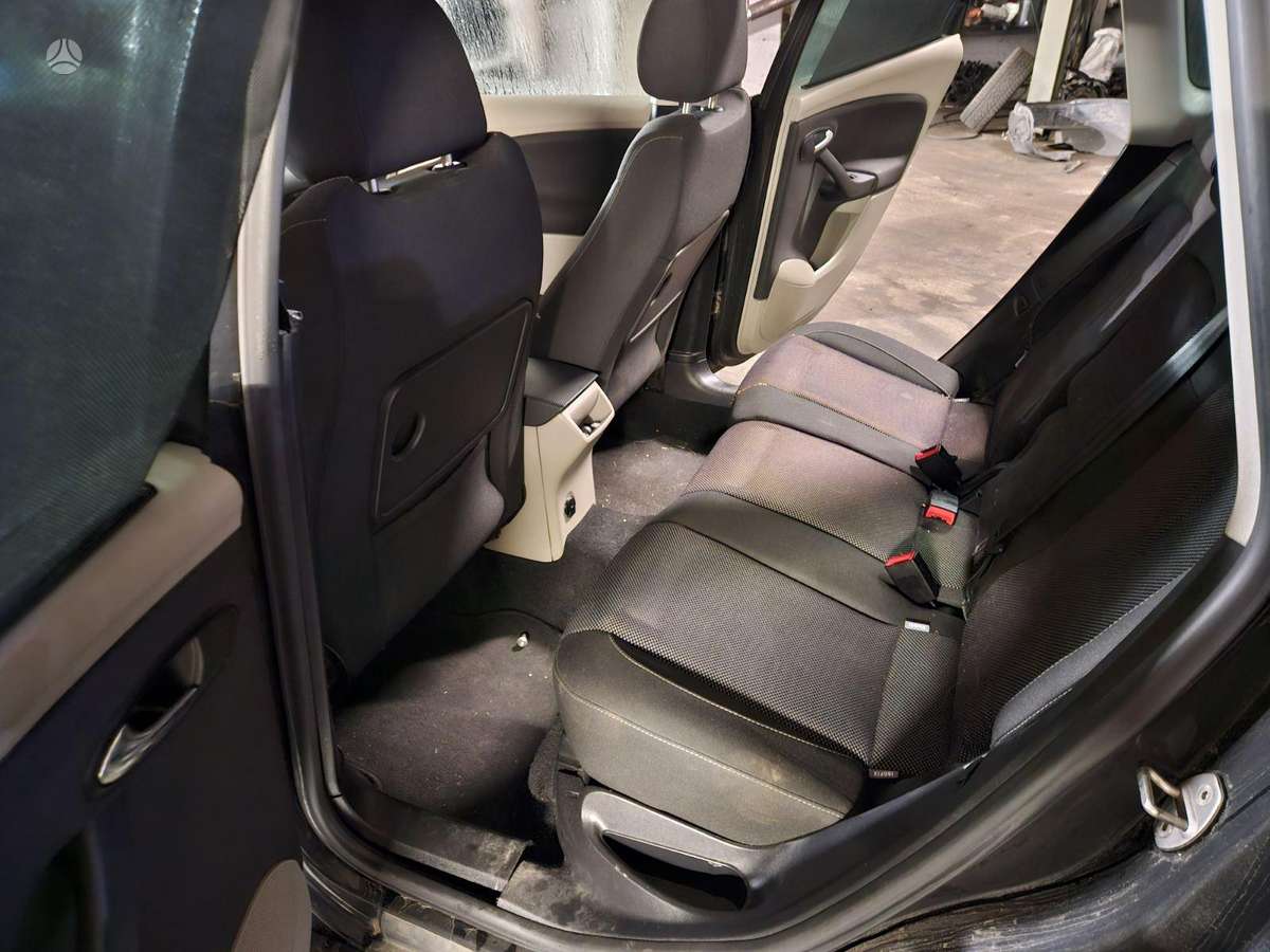 Seat Altea XL Variklis ardomas dalimis