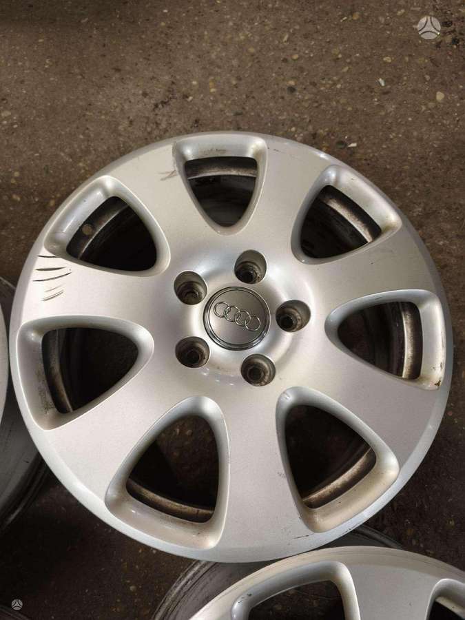 Audi, lengvojo lydinio, R18