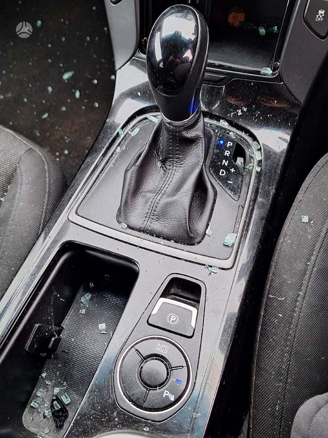 Hyundai i40, D4FD T6S, kėbulo dalys