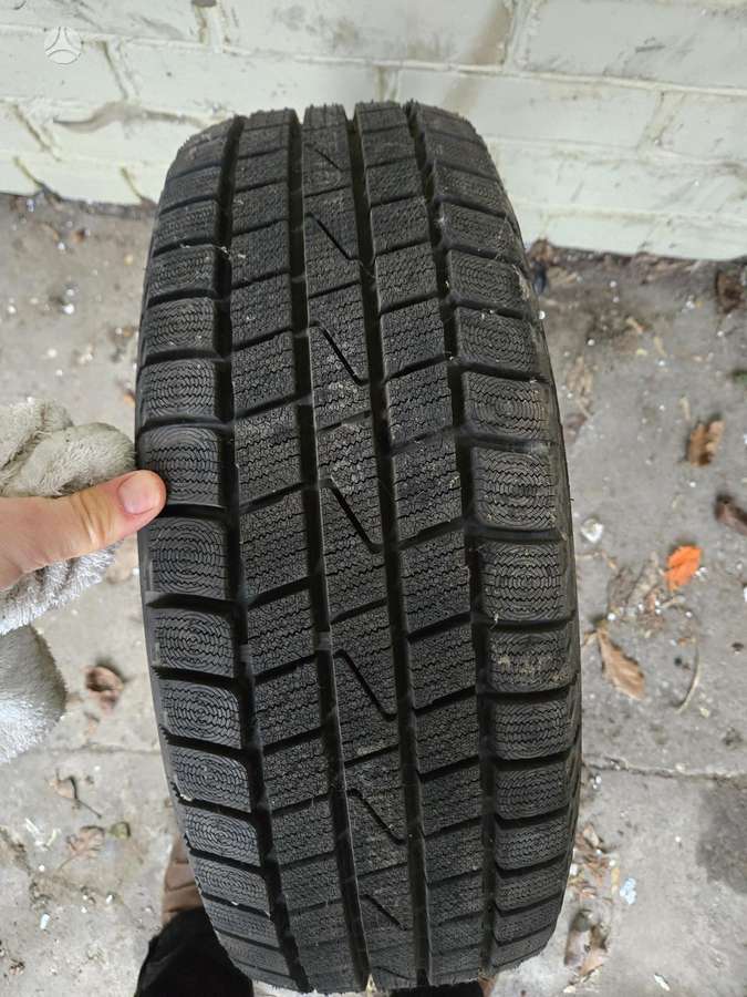 Infinity, зимние 205/60 R16