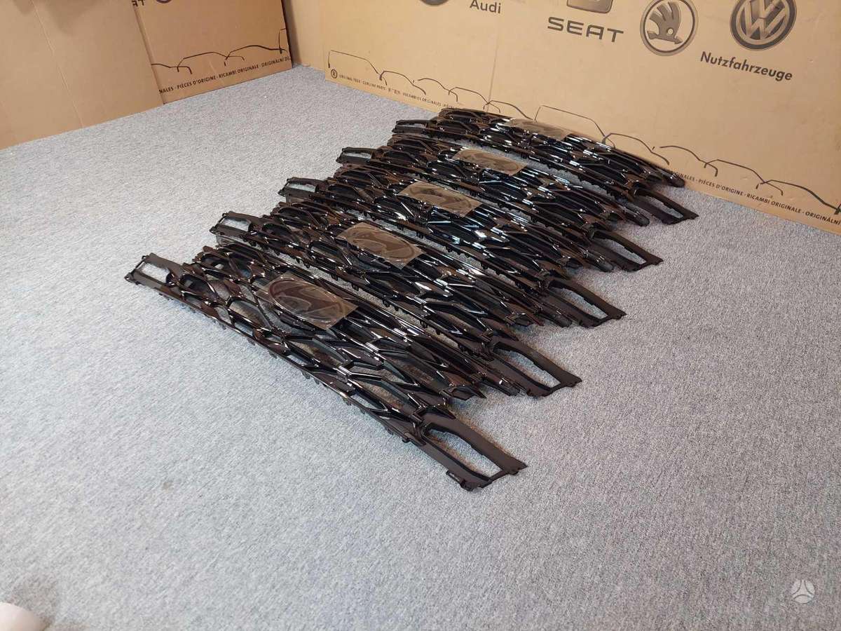 Hyundai Tucson lights, front grill