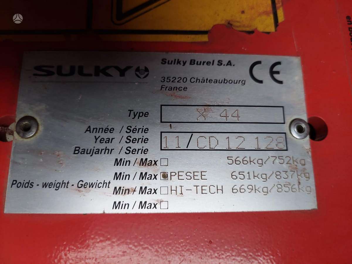 Sulky X44_su kompiuteriu + svarstykl, spreaders