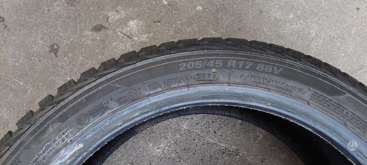 Kumho, universalios 205/45 R17