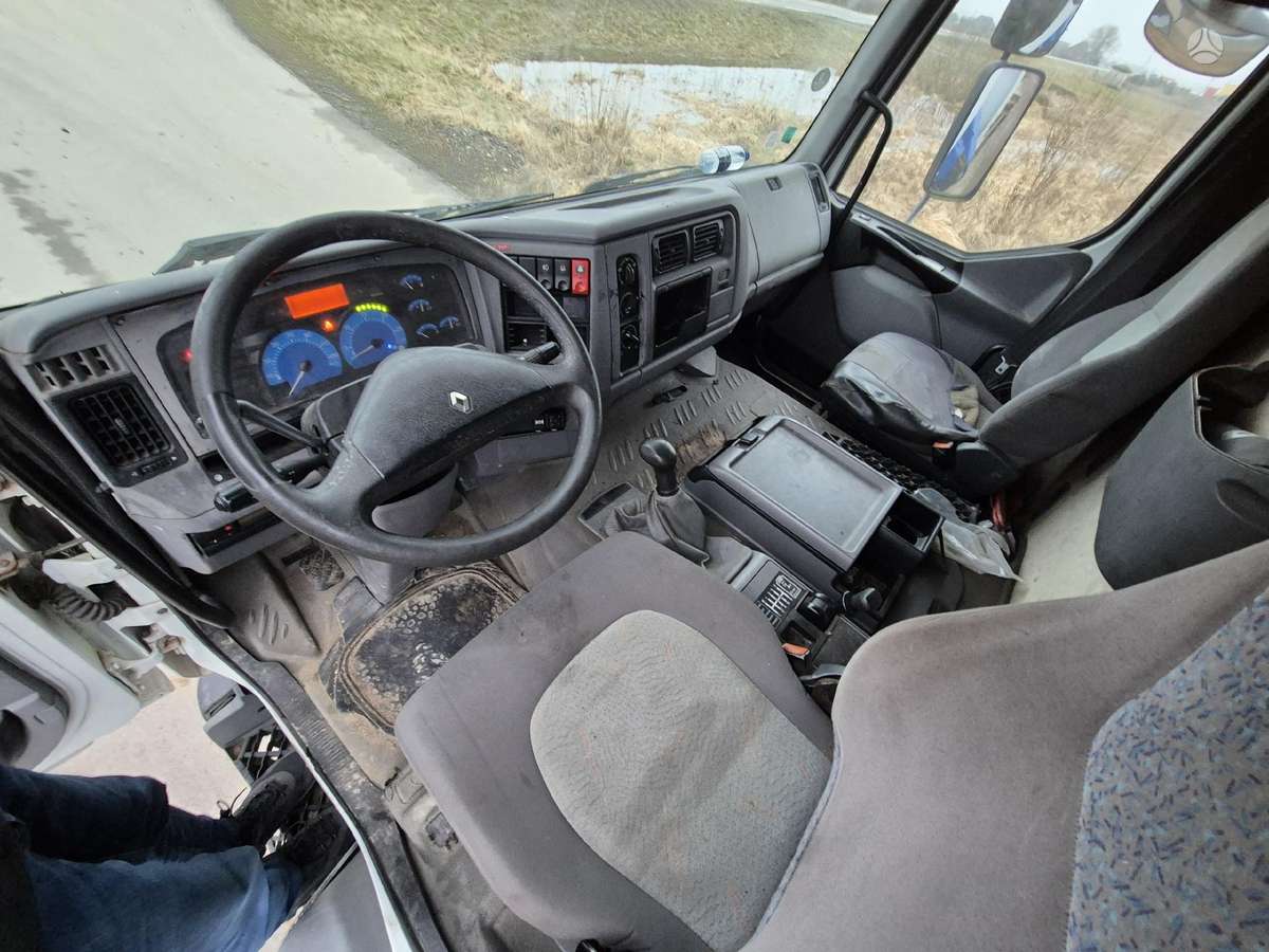 Renault PREMIUM, su kranu
