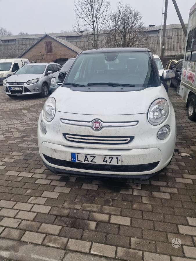 Fiat 500L dalimis