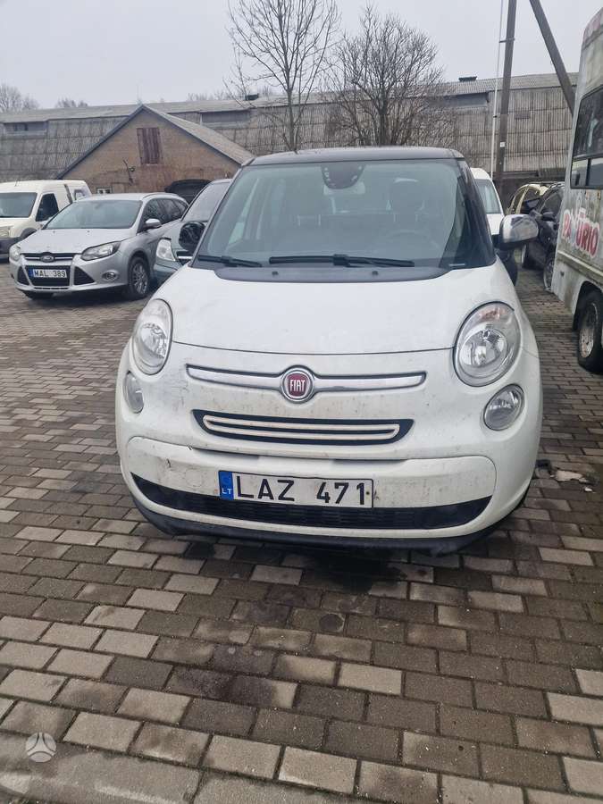 Fiat 500L rezerves daļās