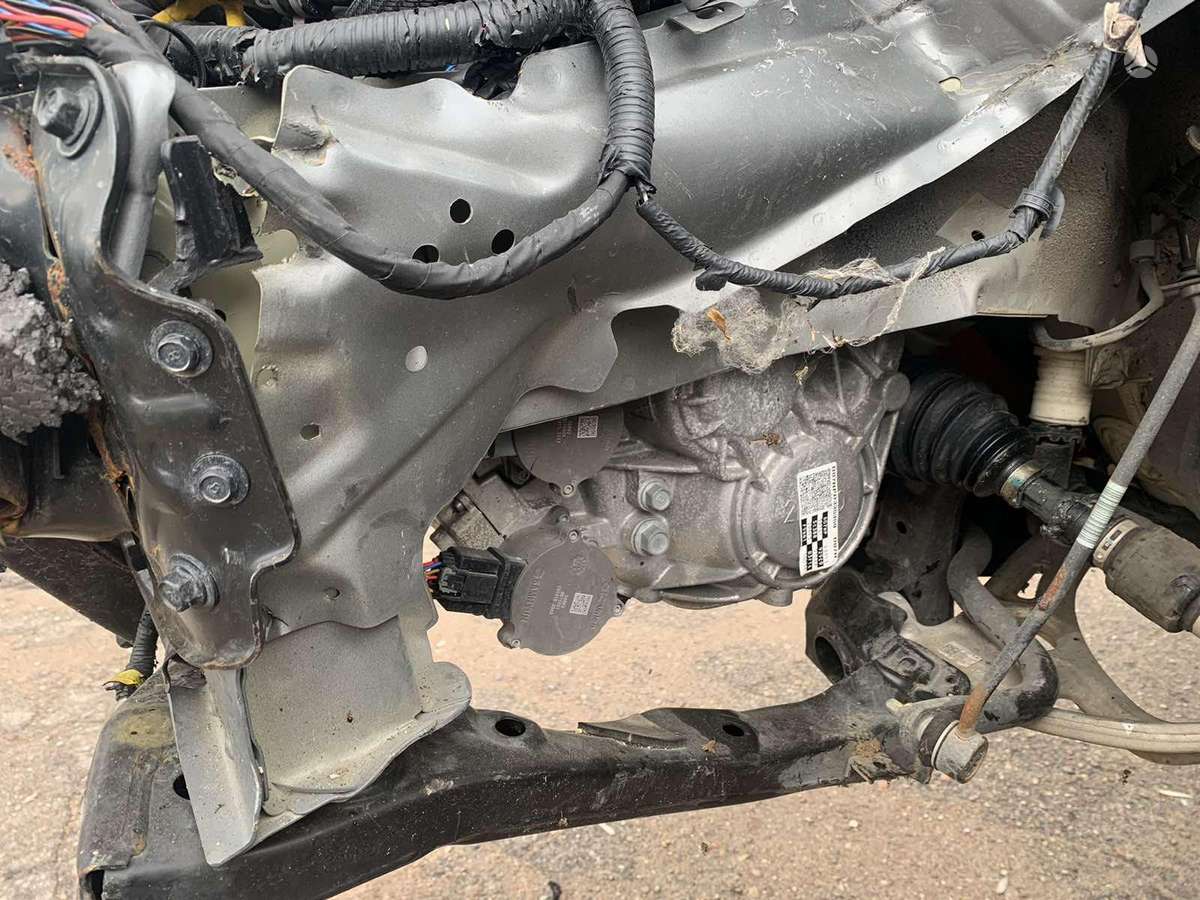 Kia Niro dalimis. Rida 4000 km