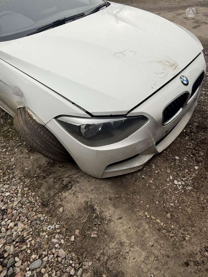 BMW 1 serija A300