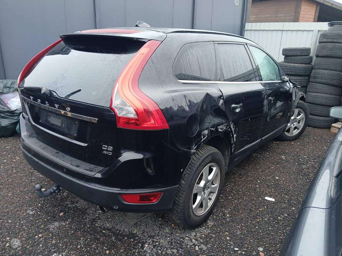 Volvo XC60 по частям