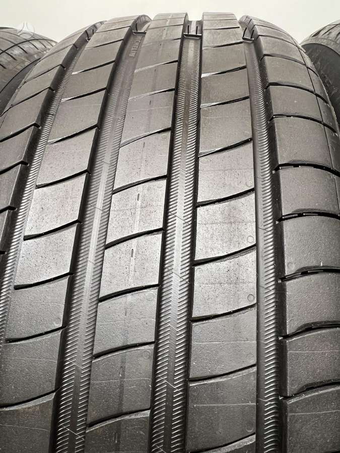 Michelin E•Primacy 2024m, летние 195/55 R16