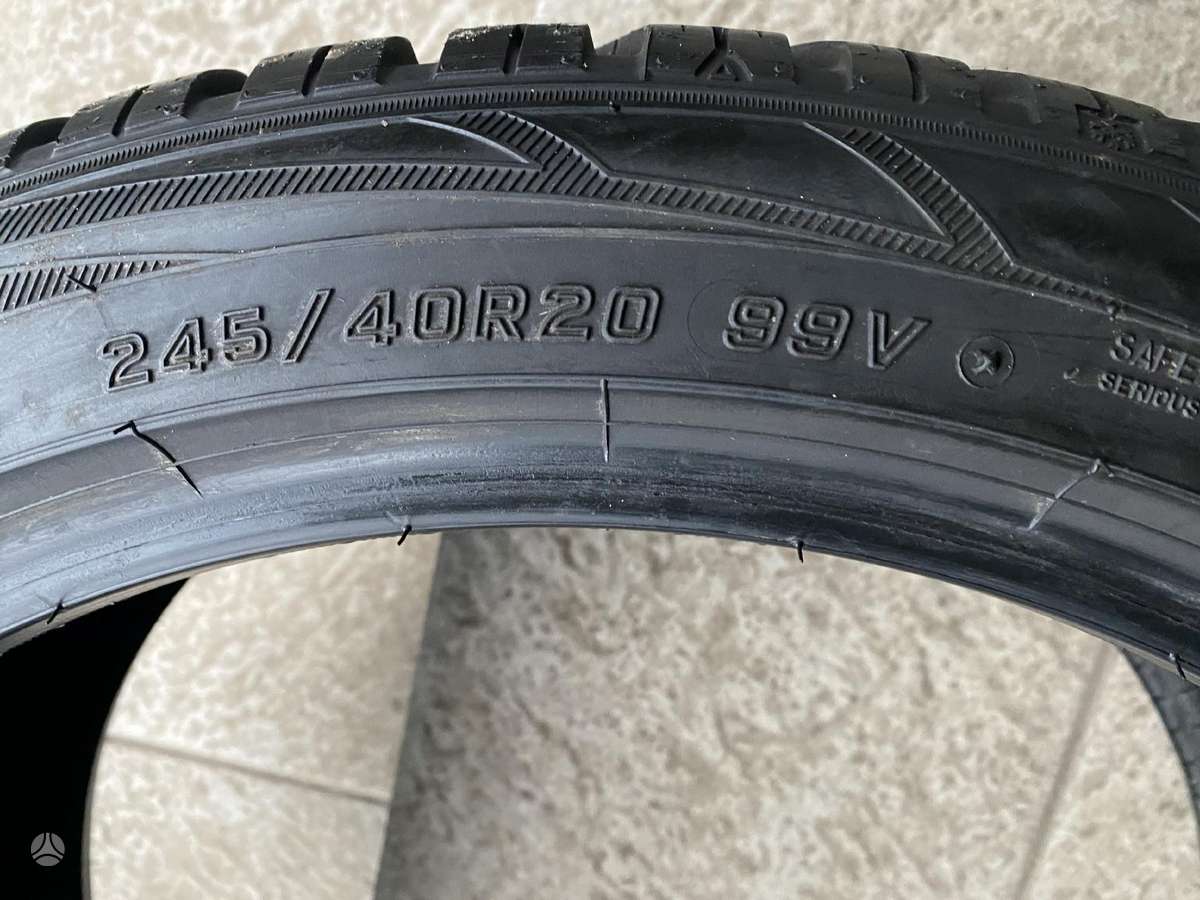 Falken Eurowinter hs01, зимние 245/40 R20