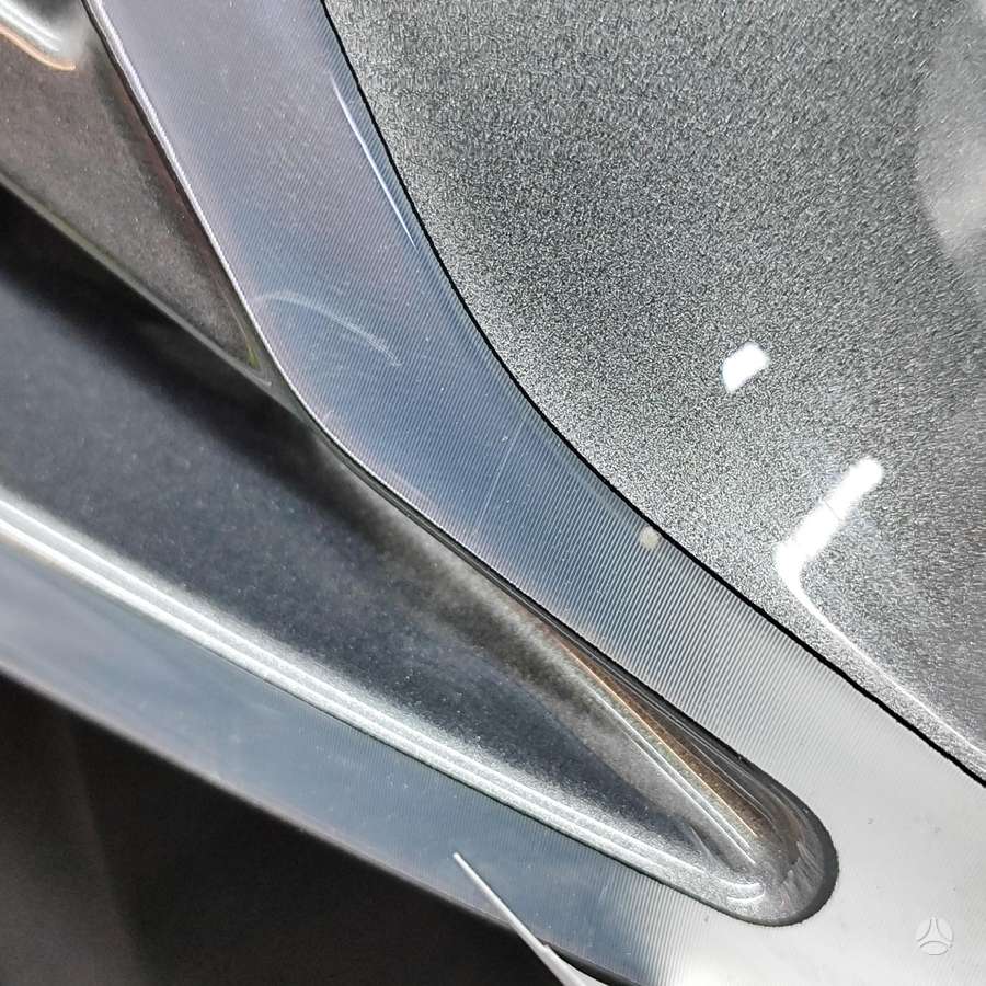 Jaguar I-PACE, lengvojo lydinio, R22