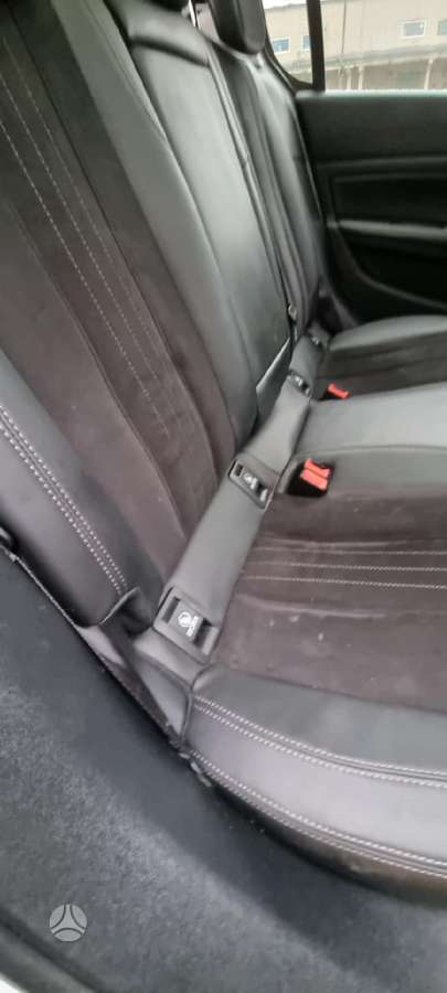Peugeot 308 dalimis