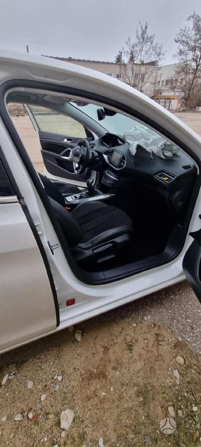 Peugeot 308 rezerves daļās