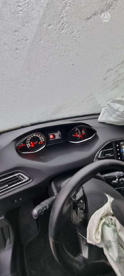 Peugeot 308 по частям