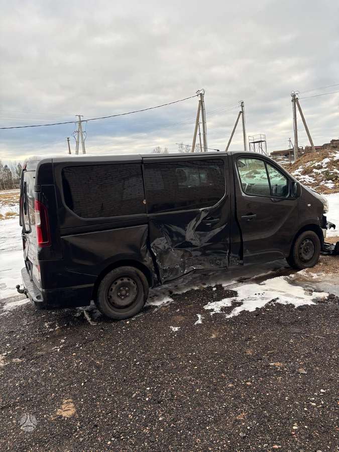Opel Vivaro dalimis