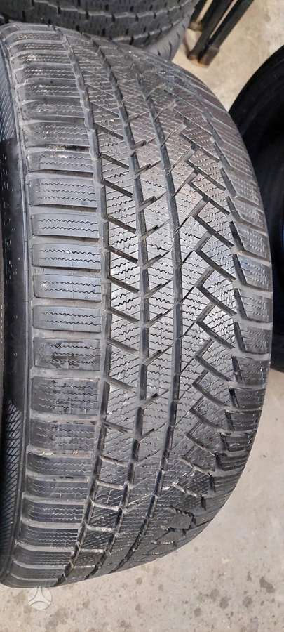 Continental, žieminės 255/40 R21