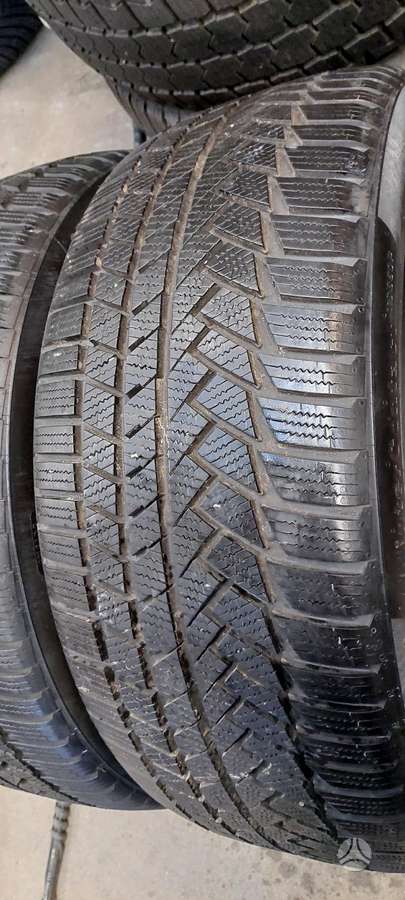Continental, winter 255/40 R21