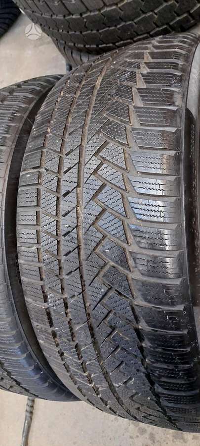 Continental, žieminės 255/40 R21