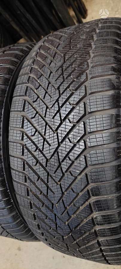 Pirelli, winter 255/40 R21