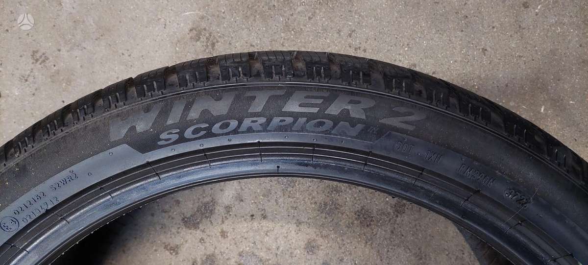 Pirelli, winter 255/40 R21