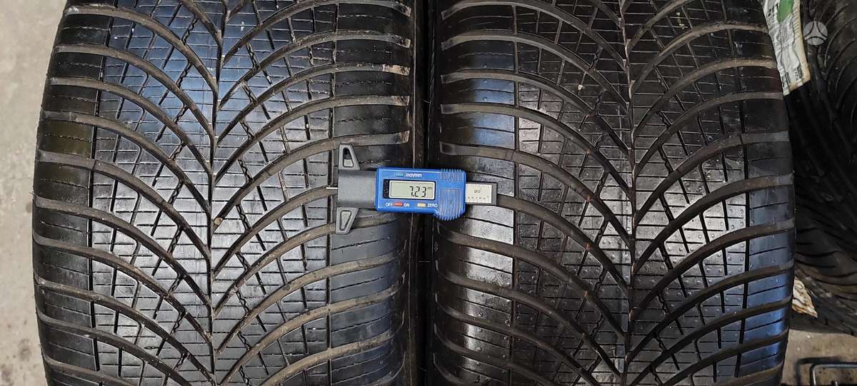 Goodyear, all-season 275/45 R20