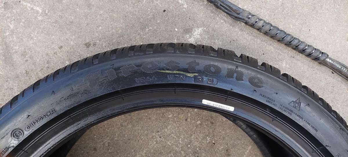 Firestone, winter 245/40 R19