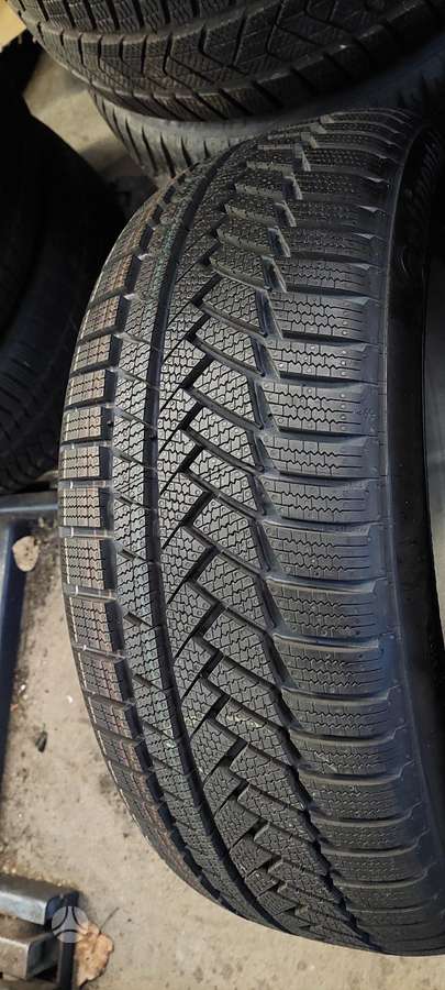 Continental, winter 235/50 R19