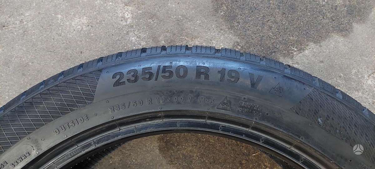 Continental, žieminės 235/50 R19