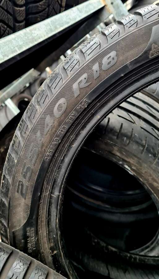 Pirelli, winter 225/45 R18